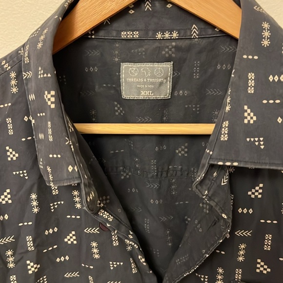 Quality Patterned Button Up - Picture 2 of 3